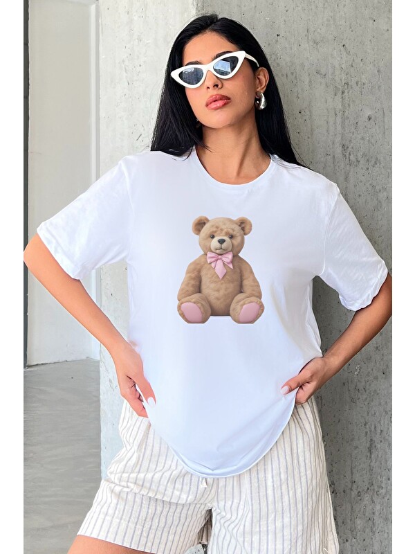 Blah. papyonlu oyuncak ayı Baskılı Yapay Zeka Tasarımı Penye Oversize %100 Pamuk Kadın Tişört @BlahxAi