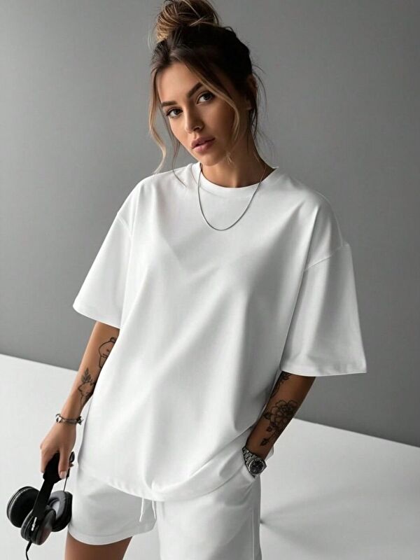 Trendseninle Basic %100 Organik Pamuk Relaxed Fit Yuvarlak Yaka Tişört Beyaz