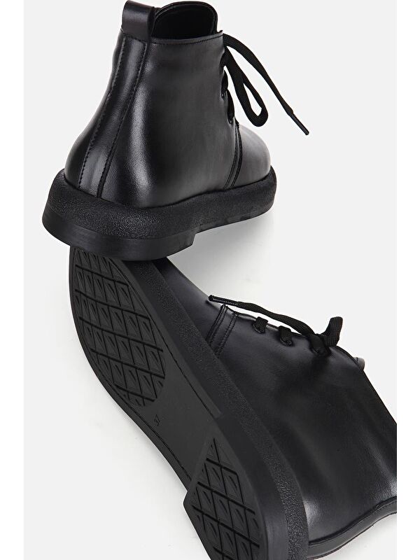 Yaya By Hotiç Siyah Yaya By Hotiç Yaya By Kadın Deri Bağcıklı Düz Bot
