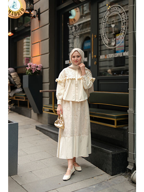 Locco Moda Kadın Fırfırı Taş İşlemeli Takım Krem