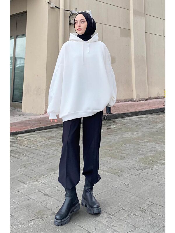 Lamelif Kapüşonlu Oversize Yan Cepli Sweat Beyaz