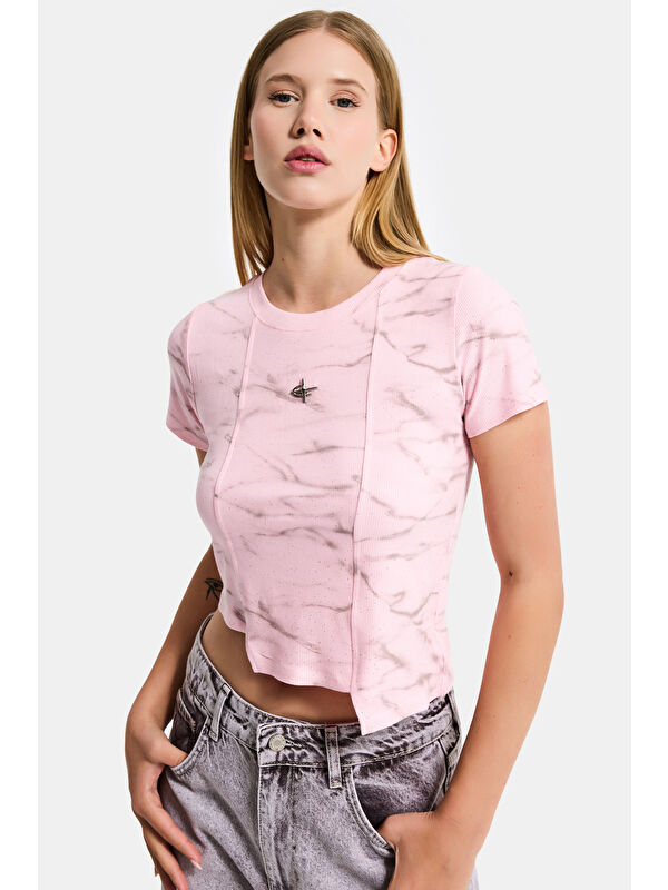 It's Basic Kadın Pembe w5 Aksesuar Detaylı Asimetrik Kesim Crop Top