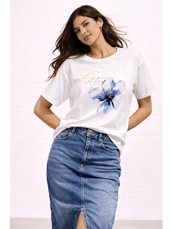 Fashion Friends Pamuklu Regulara Fit Baskılı Bisiklet Yaka Kadın T Shirt 26Y0237K1