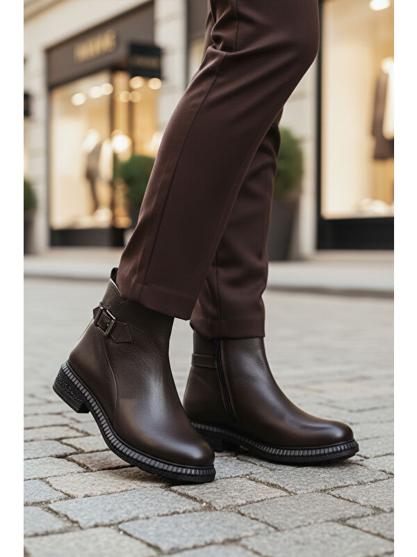 Ayakmod Siyah Ayakmod Hakiki Deri İçi Polarlı Kaymaz Kadın Bot 20913-1 Z