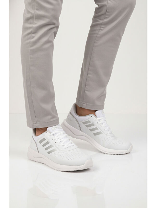 Beyaz Bağcıklı Hafif Esnek Erkek Spor Ayakkabı Nereus M - Görsel 2