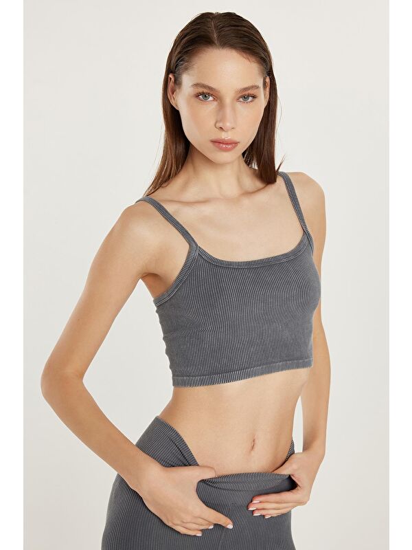 TUDORS Kadın Slim Fit Kare Yaka Düz Basic Gri Crop Atlet