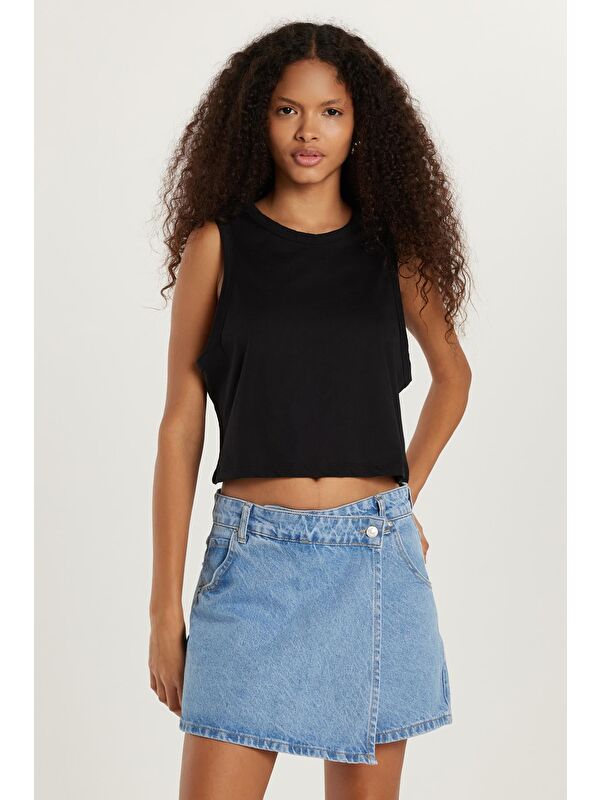 TUDORS Kadın Slim Fit Dar Kesim %100 Pamuk Bisiklet Yaka Düz Basic Siyah Crop Atlet