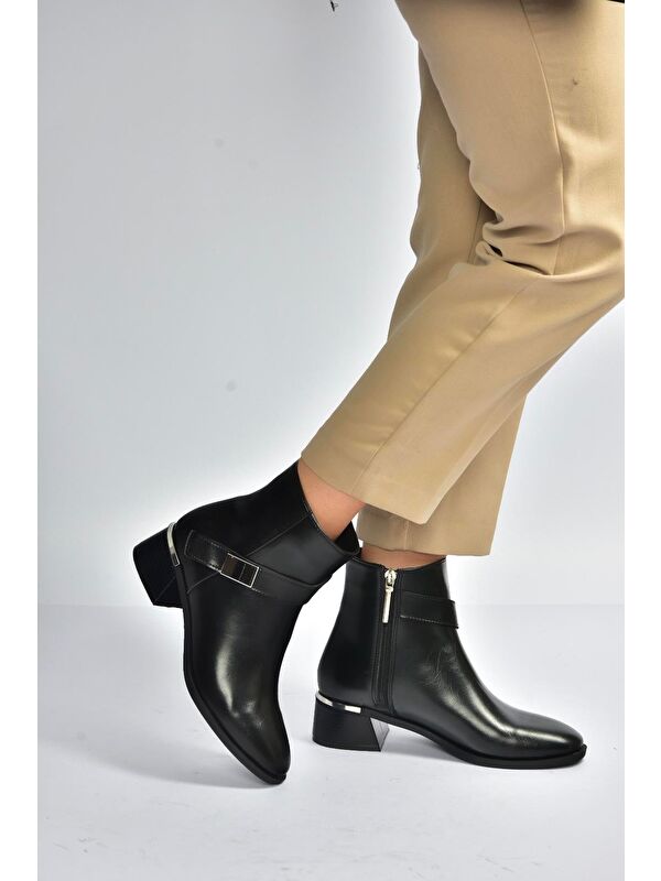 Siyah Kadın Bot V518047009 - Görsel 4