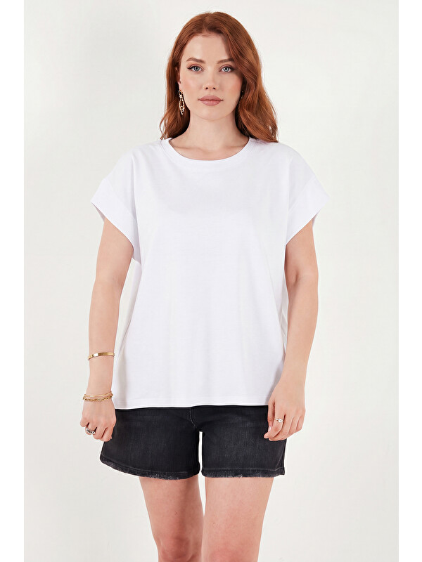 Lela Pamuklu Rahat Kalıp Bisiklet Yaka Kadın T Shirt 5866955