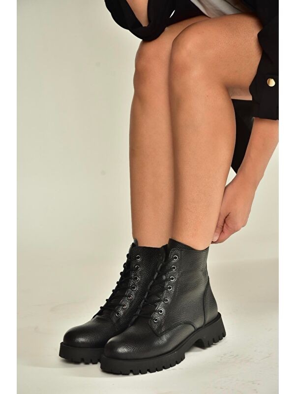 Siyah Kadın Bot V555700703 - Görsel 4
