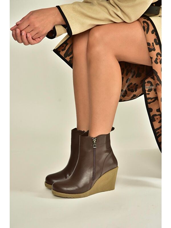 Kahverengi Kadın Bot V361196809 - Görsel 4