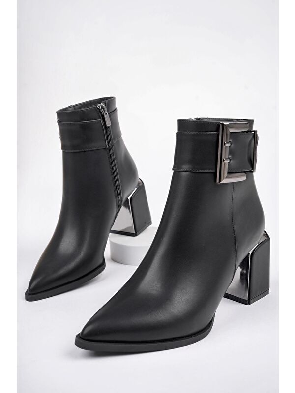 CHİLY Kemer ve Toka Detaylı Kalın Topuklu Kadın Bot - Görsel 3