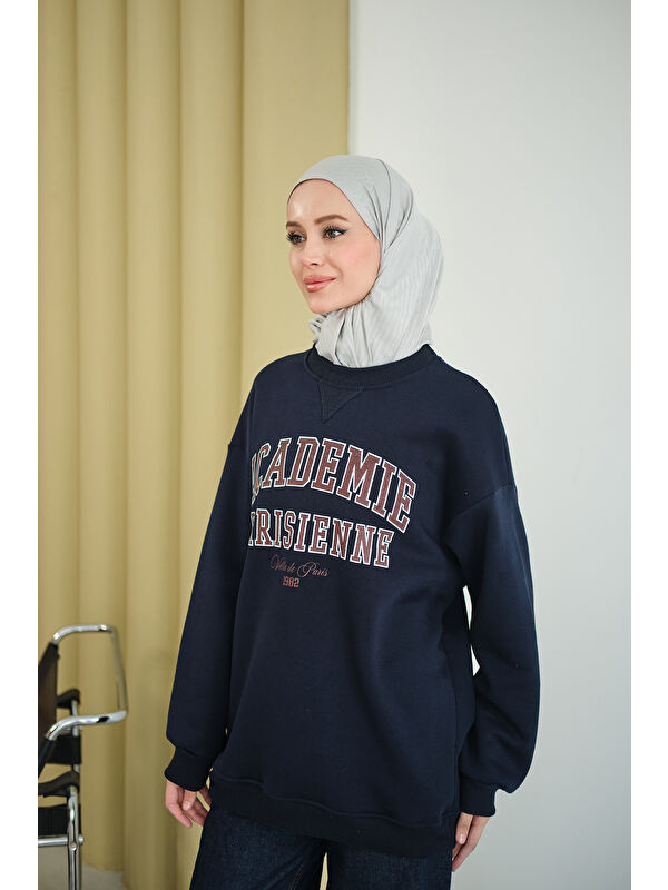 Locco Moda Kadın Yazı Baskılı Nakış İşlemeli Oversize Sweat Lacivert