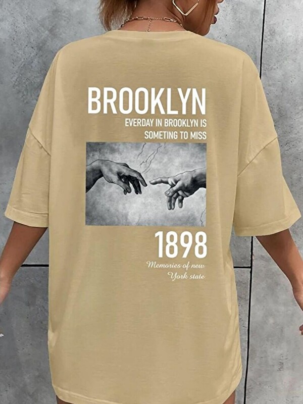 Trendseninle Kadın Vizon Brooklyn 1898 Eller Baskılı Tişört