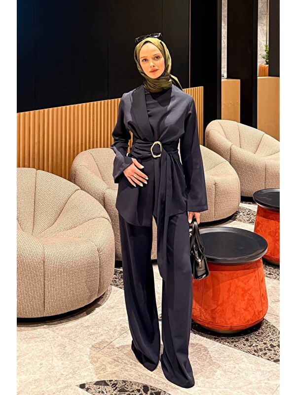 Lamelif Toka Detaylı Takım Lacivert
