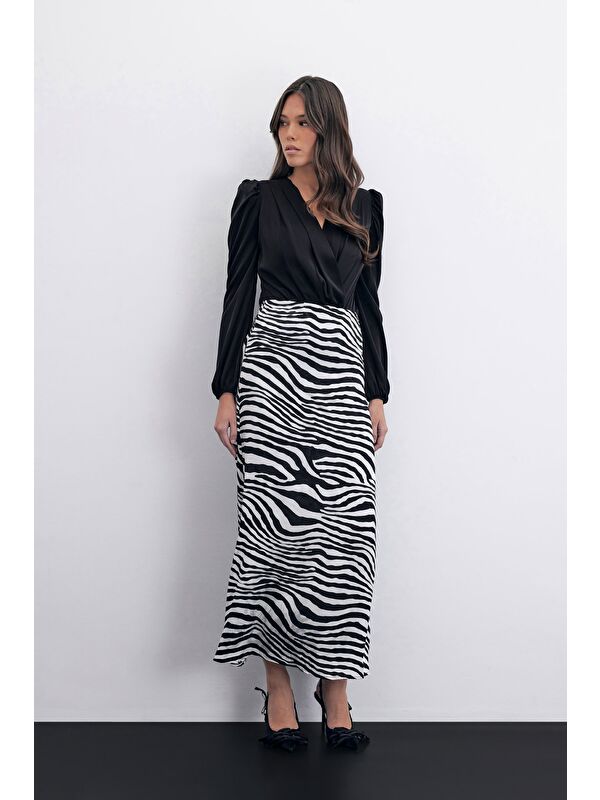 SATEEN Zebra Desen Etek - Siyah