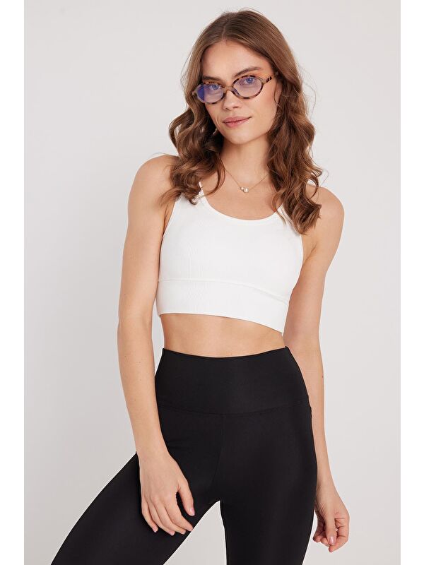 TUDORS Kadın Slim Fit Dar Kesim Bisiklet Yaka Kalın Askılı Esnek Ekru Spor Atlet