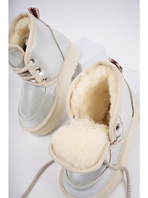 PUFFY Kalın Taban İçi Tüylü Bağcıklı Günlük Mini Yarım Çocuk Bot - Görsel 4