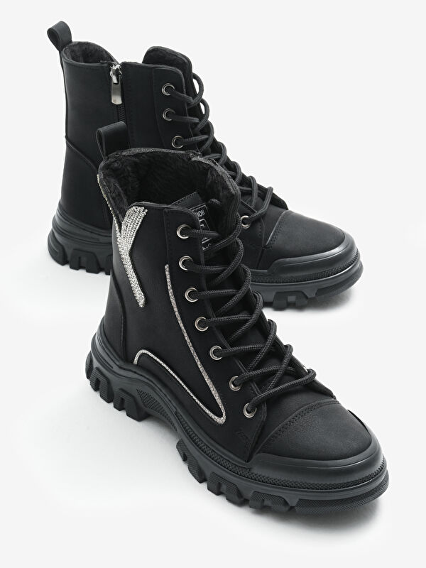 Kadın Siyah Mat Termo Taban Desenli Bağcıklı ve Fermuarlı Bot - Görsel 4