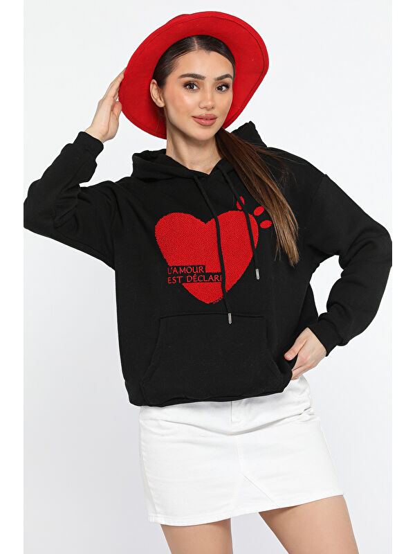 Gülseli Kadın Pelüş Kalp Nakışlı Şardonlu Sweatshirt