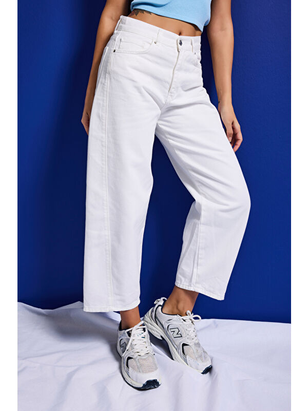 It's Basic Kadın Kırık Beyaz Venüs 7s6-101 Mid Rise Carrot Fit %100 Pamuk Denim Jean