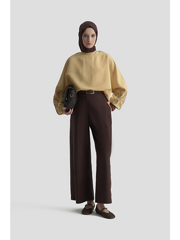 ARMİNE Nakış Detaylı Balon Kollu Bluz Camel