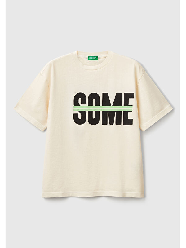United Colors Of Benetton Erkek Çocuk Ekru Slogan Baskılı Soluk Efektli Tişört