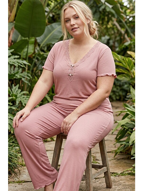 Siyah İnci Dantel Detaylı Fitilli Büyük Beden Battal Boy Örme Pijama Takım 26120802