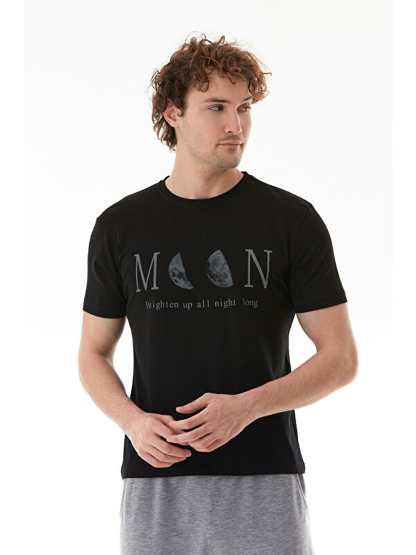 Fullamoda Moon Yazı Ve Ay Baskılı Bisiklet Yaka %100 Pamuk Tişört