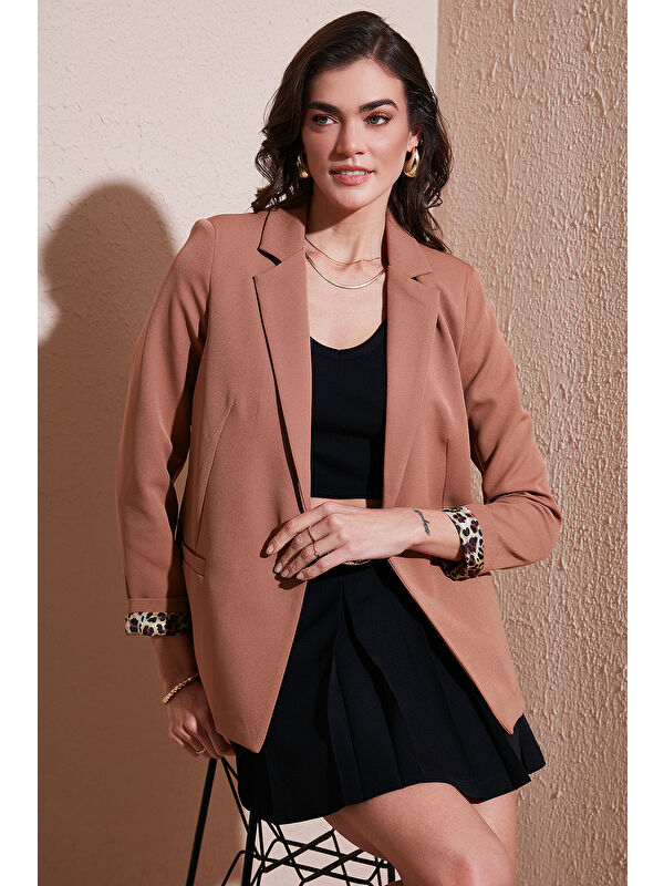 Lela Standart Fit Mono Yaka Desenli Astar Detaylı Blazer Ceket 6524003