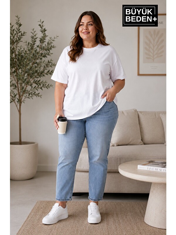Süperlife Büyük Beden Kadın Bisiklet Yaka Yırtmaç Detaylı 3XL-6XL Tunik Tişört SPR26BTSK501