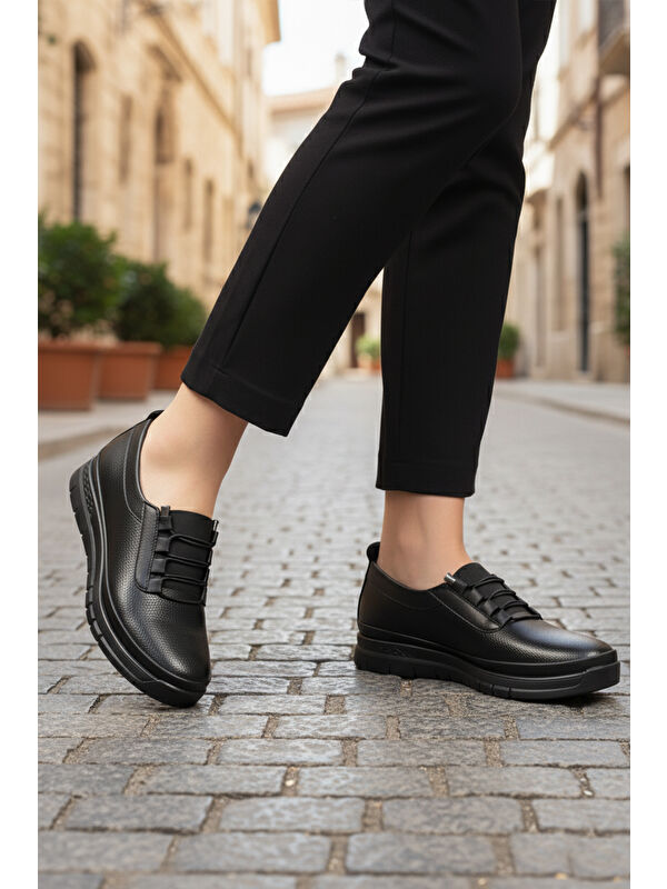 Siyah Lastik Bağcıklı Hafif Esnek Kadın Casual Ayakkabı 034 Z - Görsel 4