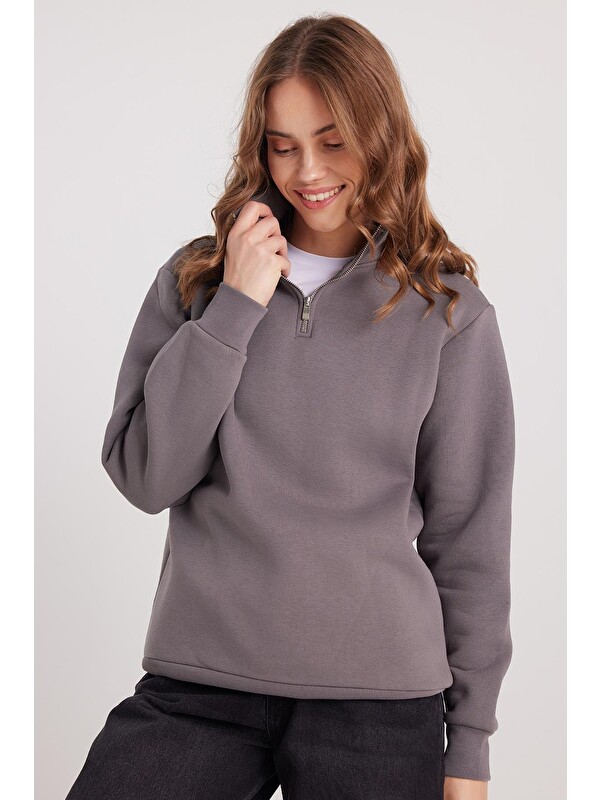 TUDORS Kadın Relax Fit Rahat Kesim Pamuklu İçi Polarlı Yarım Fermuarlı Gri Dik Yaka Sweatshirt