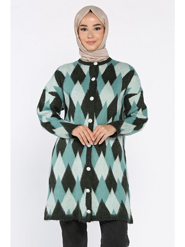 Julude İnci Düğmeli Geometrik Desenli Tesettür Triko Hırka (s-m-l-xl Beden Uyumludur.)