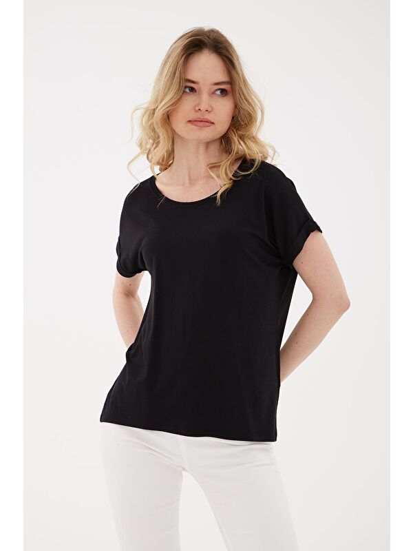 Fashion Friends Dökümlü Bisiklet Yaka Basic T Shirt 26Y0194K1