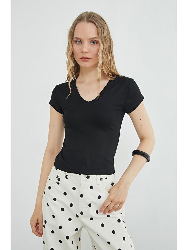 Fullamoda Basic V Yaka Slim Fit Tişört