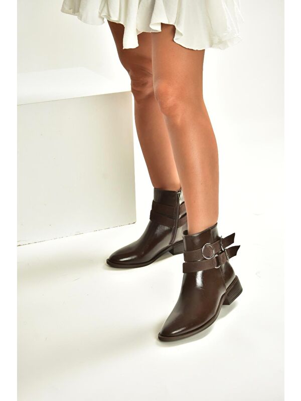 Kahverengi Kadın Bot V312362260 - Görsel 4