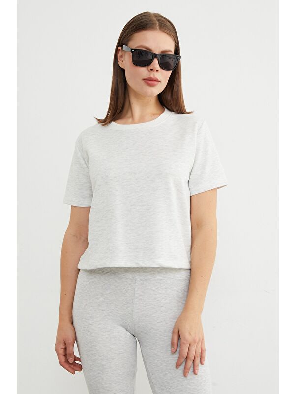 Fullamoda Basic Ribana Yaka Mevsimlik Crop Tişört