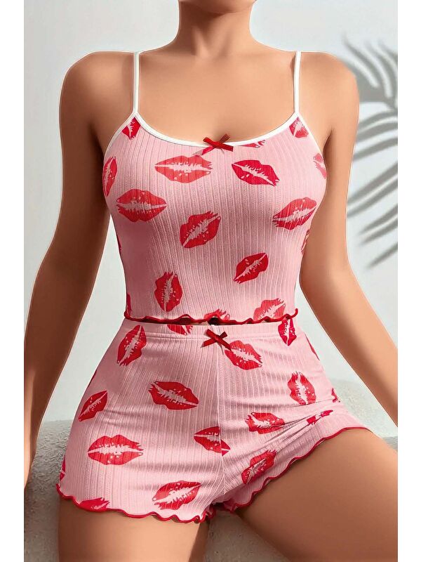Fullamoda Öpücük Desenli İp Askılı Şortlu Pijama Takımı