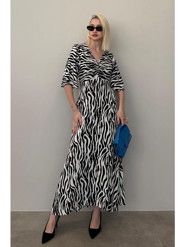 Madmext Siyah Zebra Desenli V Yaka Yarım Kollu Elbise Mg2394