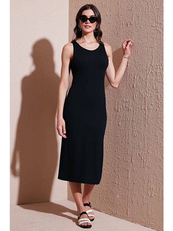 Lela Fitilli Slim Fit Bisiklet Yaka Yırtmaçlı Midi Boy Kadın Elbise 5866101