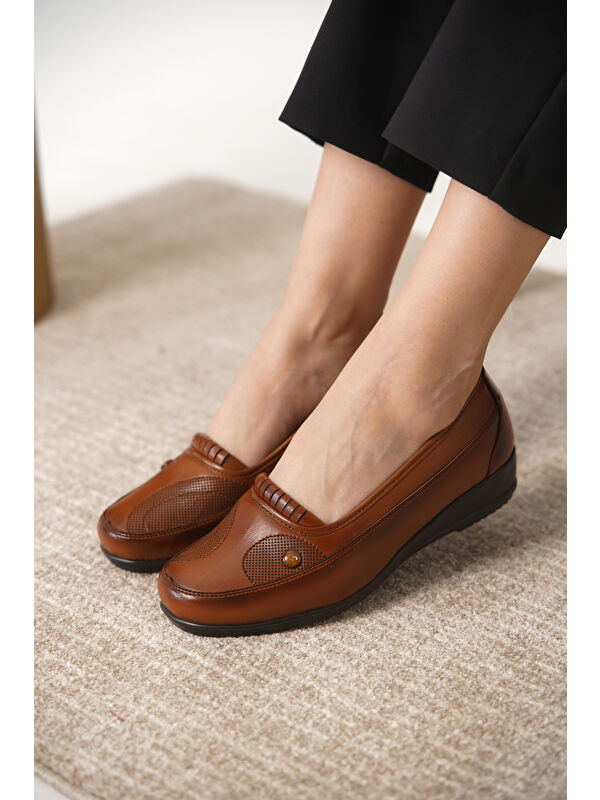 D042 Günlük Ortopedik Kadın Ayakkabı - Görsel 3