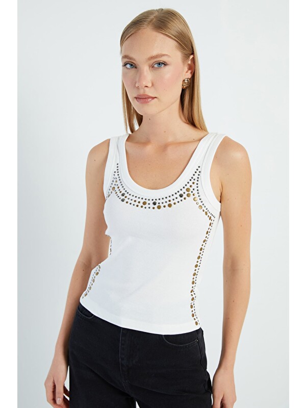 Fullamoda Zımbalı Kalın Askılı Slim Fit Bluz