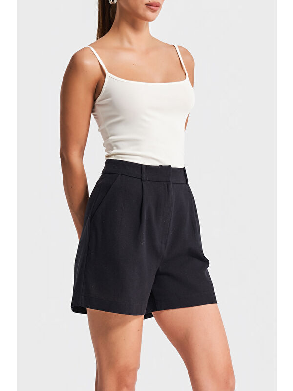 It's Basic Kadın Siyah s5-1 Rahat Kesim Midi Önü Pileli Mom Fit Keten Kumaş Şort