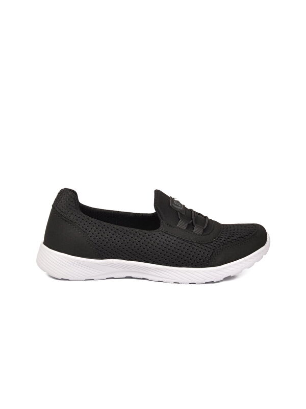 Walkway Siyah Beyaz Fileli Hafif Esnek Kolay Giyilebilir Kadın Casual Ayakkabı 575 G