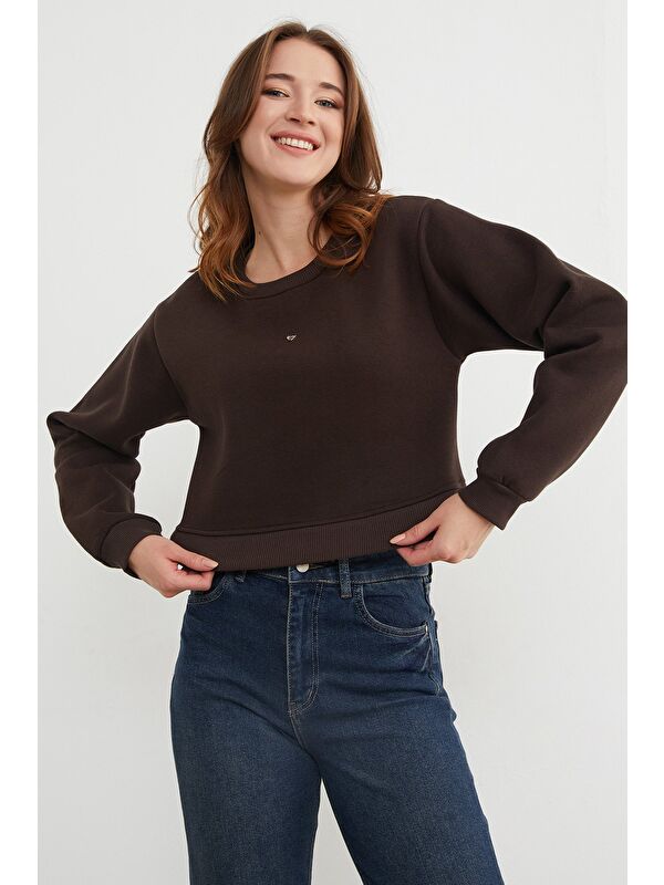 Fullamoda 3 İplik Kalp Aksesuarlı Crop Sweatshirt