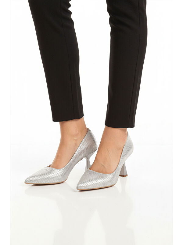 Gümüş İnce Topuklu Kadın Abiye Ayakkabı 665140 Z - Görsel 2