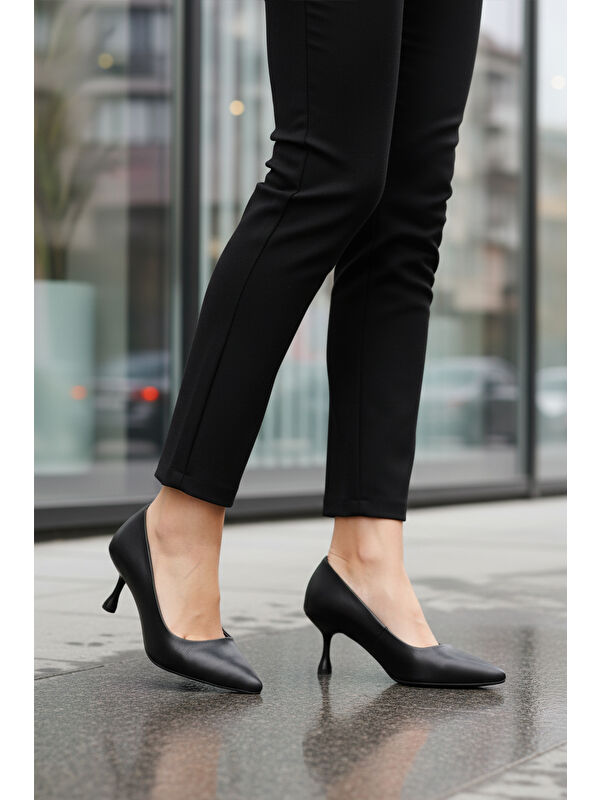 Siyah Cilt Kadın İnce Kısa Topuklu Abiye Ayakkabı 695033 Z - Görsel 4