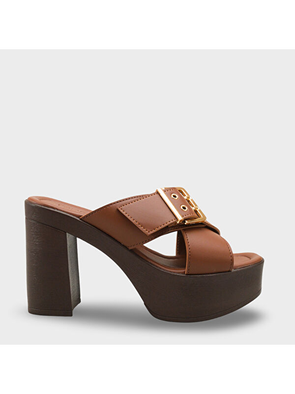 Capone Outfitters Marlo Platform Çapraz Bantlı Metal Tokalı Kadın Terlik