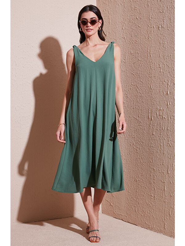 Lela Oversize Fit V Yaka Midi Boy Basic Kadın Elbise 6788688
